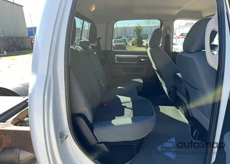 2016 Ram 3500 z USA, uszkodzony, nr VIN 3C7WRTCL1GG210669